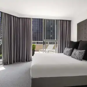 Mantra 2 Bond Street Sydney - 31