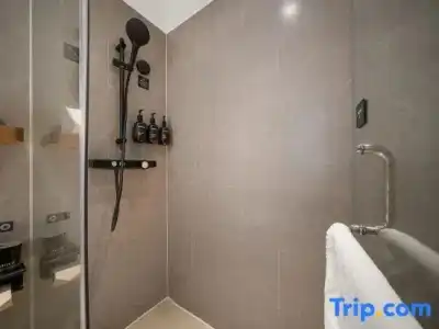 Atour (Chengdu Taikoo Li) - 32