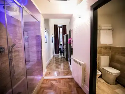 Minerva Relais - 15