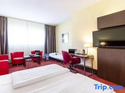 Plaza Premium Salzburg - 155