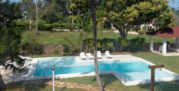 El Pelicano Apart-Hotel - 56