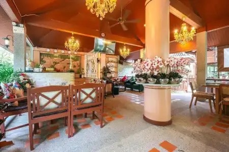 Thai Modern Resort & Spa - 43