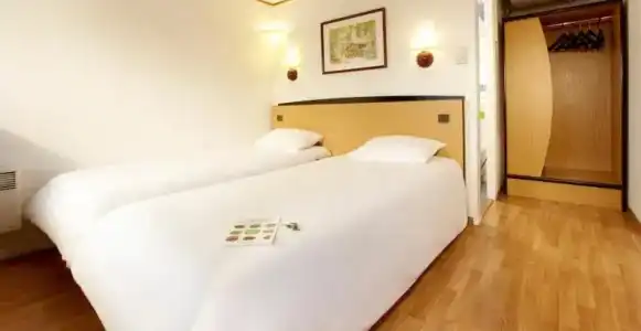 Kyriad Direct Strasbourg Ouest - Zénith - 26