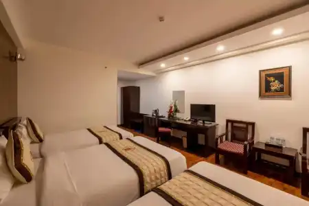 Midtown Hue - 38