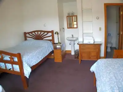 Qupqugiaq Inn - 25