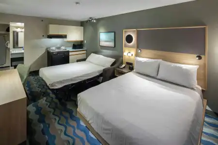 Accent Inns Burnaby - 3