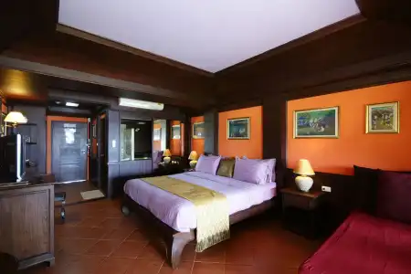 Sea Breeze Resort - 3