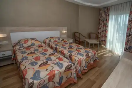 Riviera & Spa - 3