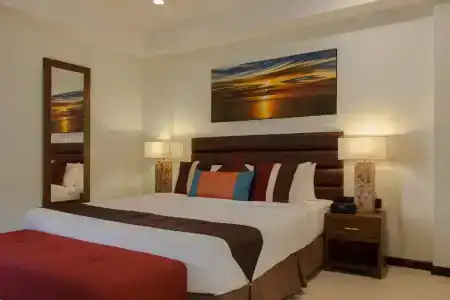 The Somerset - 42