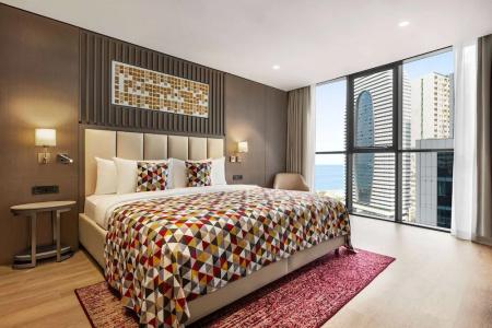 Billionaire Ramada Plaza by Wyndham Batumi - 66