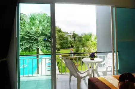 Gypsy Sea View Resort - 34