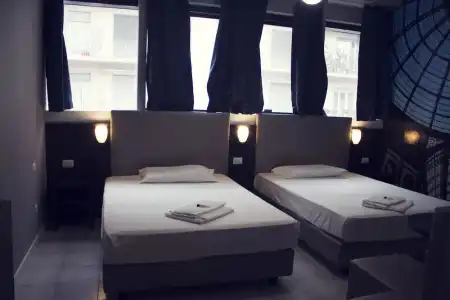 New Generation Hostel Tirana Center - 25