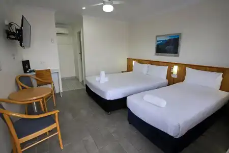 Reign Inn Newcastle - 54