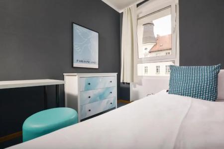 Old Town Hostel - 25