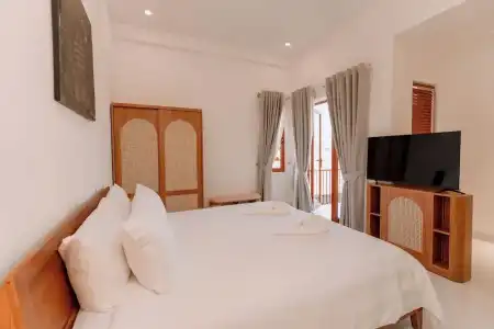 Hue Riverside Villa - 17