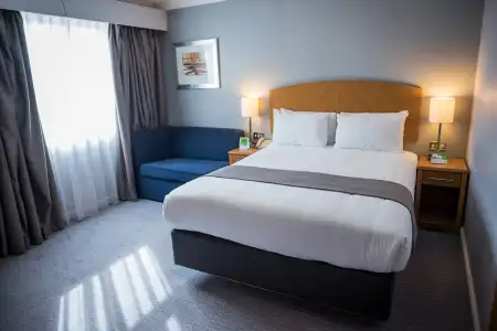 Holiday Inn Manchester West by IHG - 25