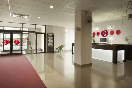 Ramada by Wyndham Lviv - 10