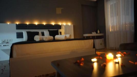 Karaca Suite - 12