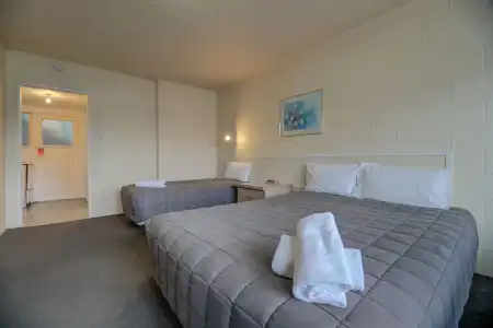 Lakeside Motel - Queenstown - 34