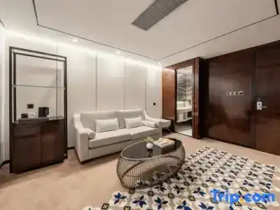 Mehood Lestie - 57