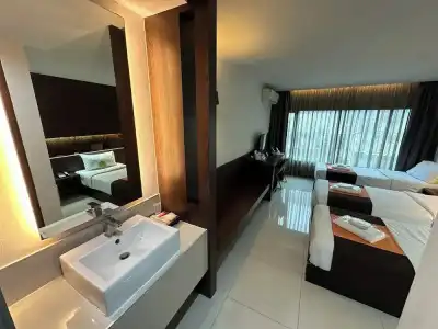 Collection O The Bangkok Airport Link Suite - 120
