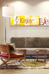 Hyatt Regency Newport Beach - 13