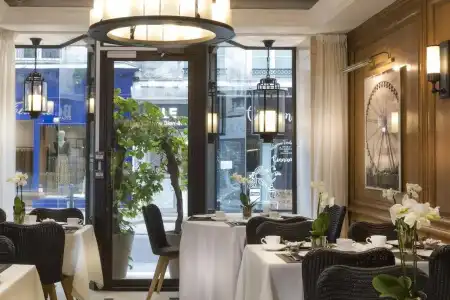 Dauphine Saint Germain - 12