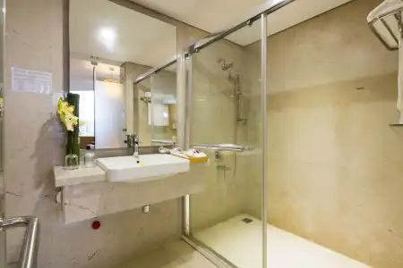 Paradise Saigon Boutique & Spa - 7