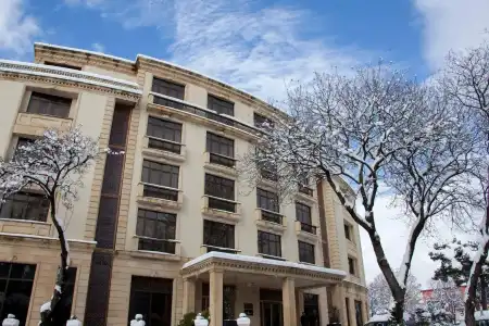 Sheki Saray - 12