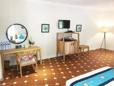 Peppercorn Beach - 102