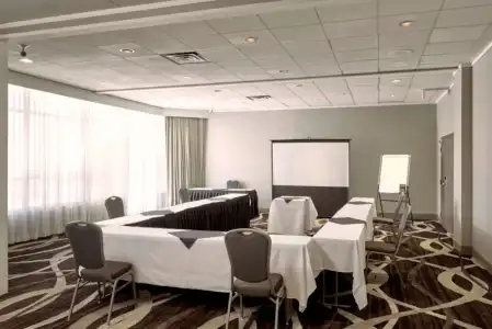 Holiday Inn Express Vancouver-Metrotown (Burnaby) by IHG - 46