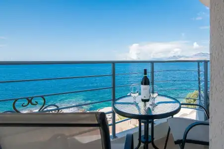 Open Sea Luxury Apartments - 83