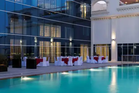 Radisson Blu Ajman - 25