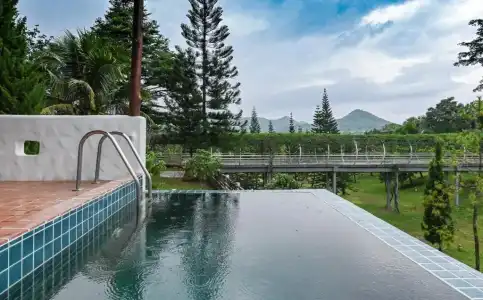 Swiss Valley Hip Resort - 182