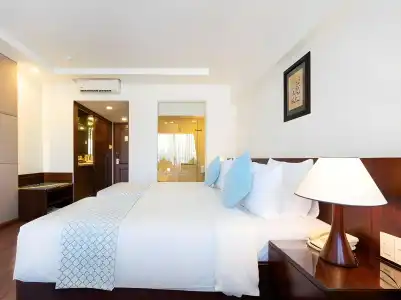 Hoang Ngoc Beach Resort - 2