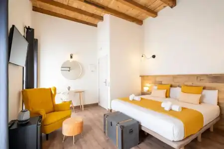 Dobo Azacanes Hostal - 1