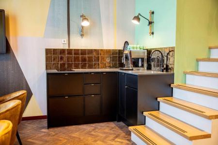 City Haarhuis - Worlds Crafted Collections - 41