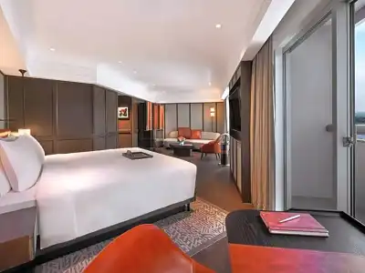 Fairmont - 57
