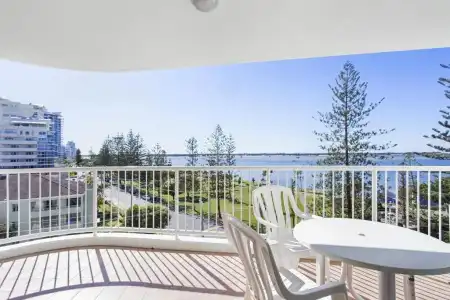 Crystal Bay on the Broadwater - 114