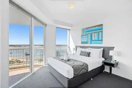 Crystal Bay on the Broadwater - 209
