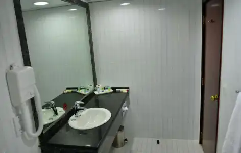 Rolla Suites - 7
