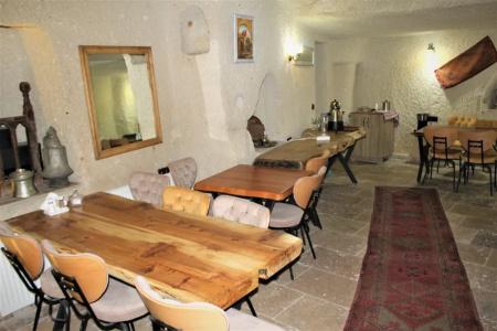 Avilla Cave - 20