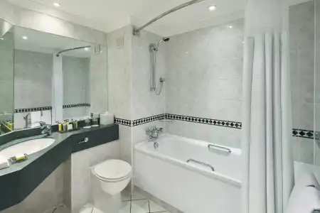 Cardiff Marriott - 11