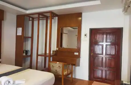 Lanta Nice Beach Resort - 51