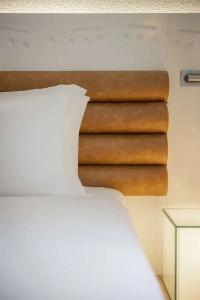 The Morrison Dublin, Curio Collection by Hilton - 34