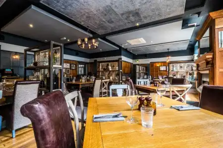 Brewers Inn - 18