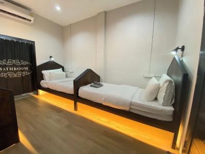 Castle Black Bangkok - Hostel - 53