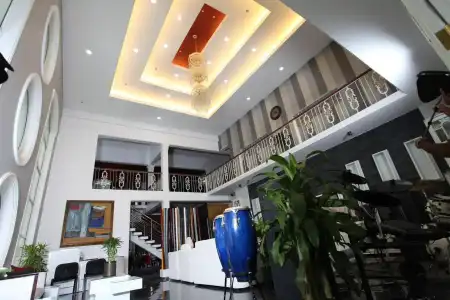 Ayaana Boutique - 1