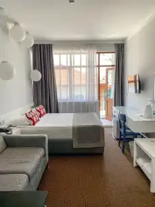 Delight Deluxe and Spa - 41