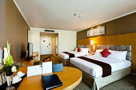 Royal Princess Larn Luang - 12